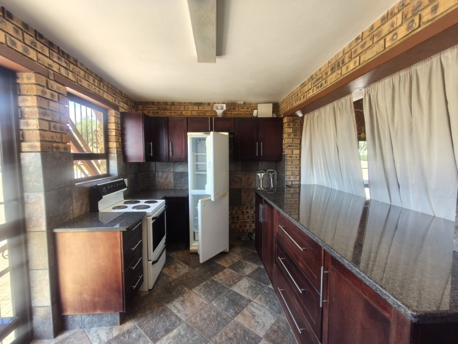 4 Bedroom Property for Sale in Swartruggens North West